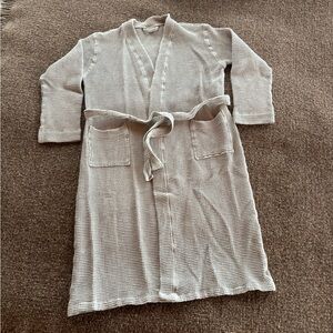 Coyuchi Organic Cotton Waffle Tobe